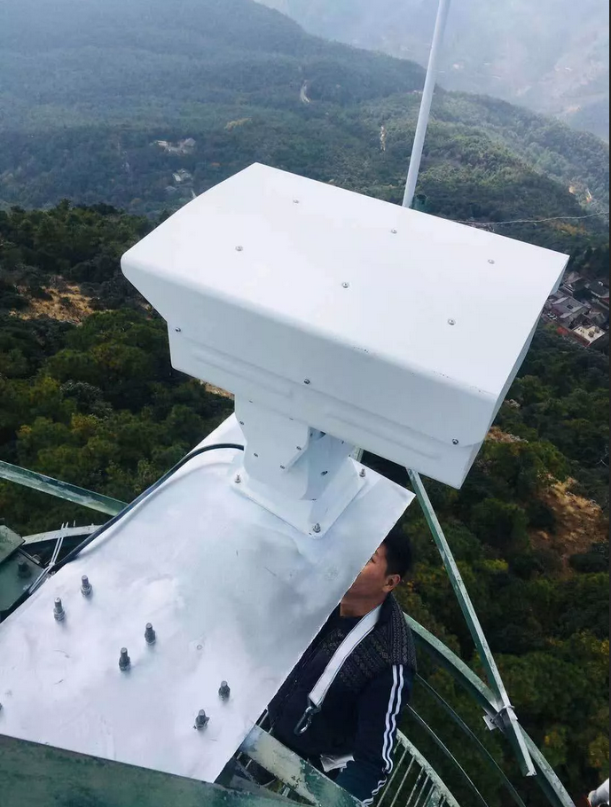 ����������ɽ�϶���˫�����۽𾦡���